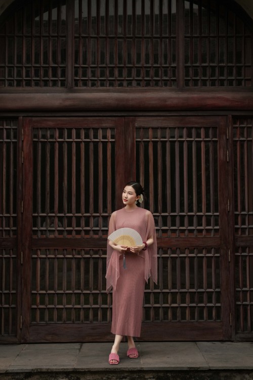 Sixdo Pink Mesh Layer Woven Flared Dress